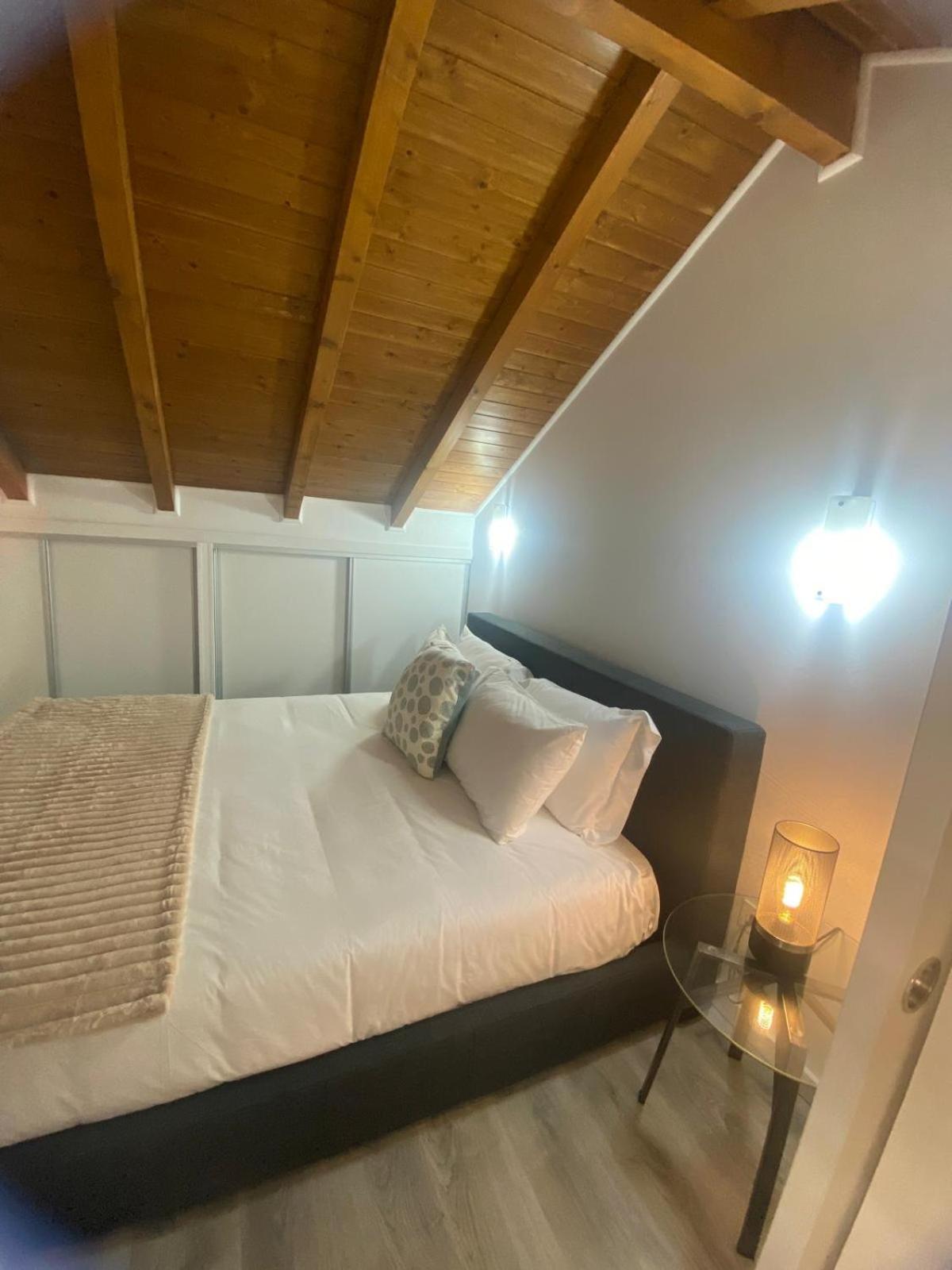 Apartament Porto Saldanha - 2X T2 Duplex Zewnętrze zdjęcie